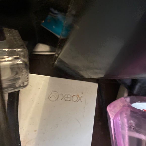 Xbox one s - Picture 2 of 2